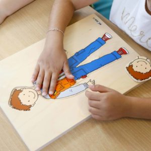 Getting dressed puzzle boy - Educo - Teia Education & Play