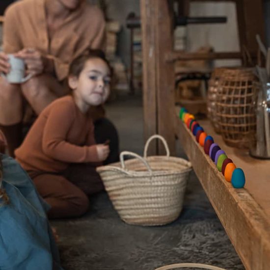 Mandala Regenbogen Eier Handgefertigtes nachhaltiges Holzspielzeug Joguines Grapat