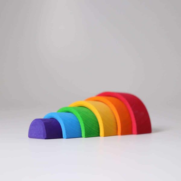 Kleiner Regenbogen (6 Stück) : Handgefertigtes nachhaltiges Stapelspielzeug aus Holz - Grimm's