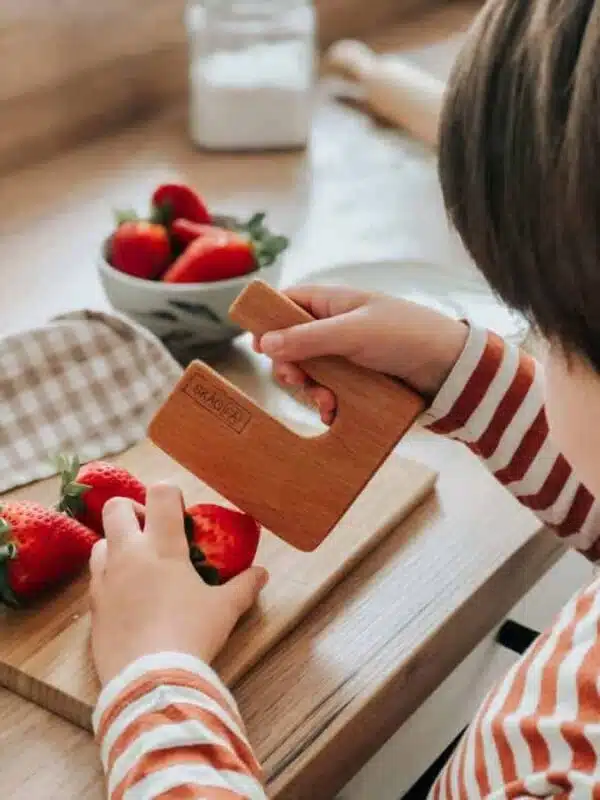 Couteau Montessori en bois pour enfants SKÅGFÄ