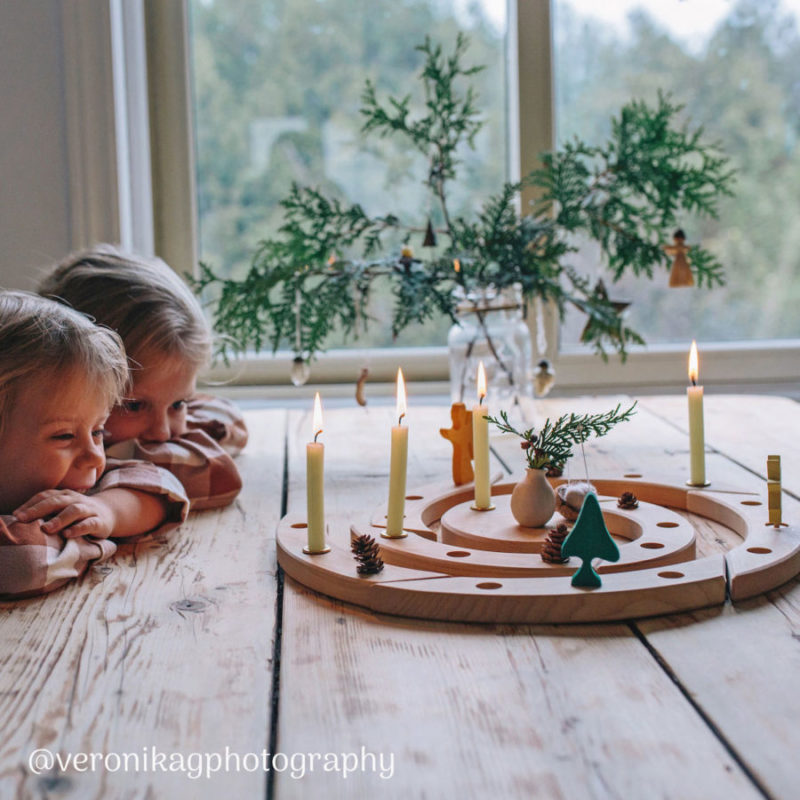 Natural wood birthday spiral - Grimm's - Teia Education & Play