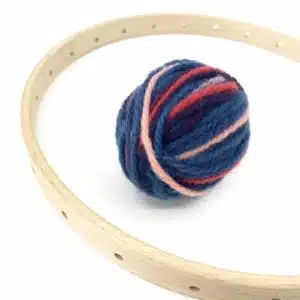 Filges wooden round weaving frame set with organic wool