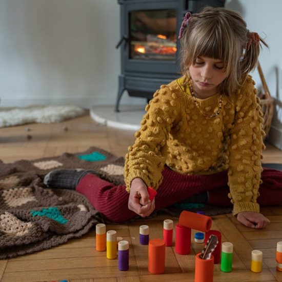 Grapat Lo is a half size of the Lola set and comprises 36 handmade sustainable wooden pieces in basic colours offering endless open-ended play!