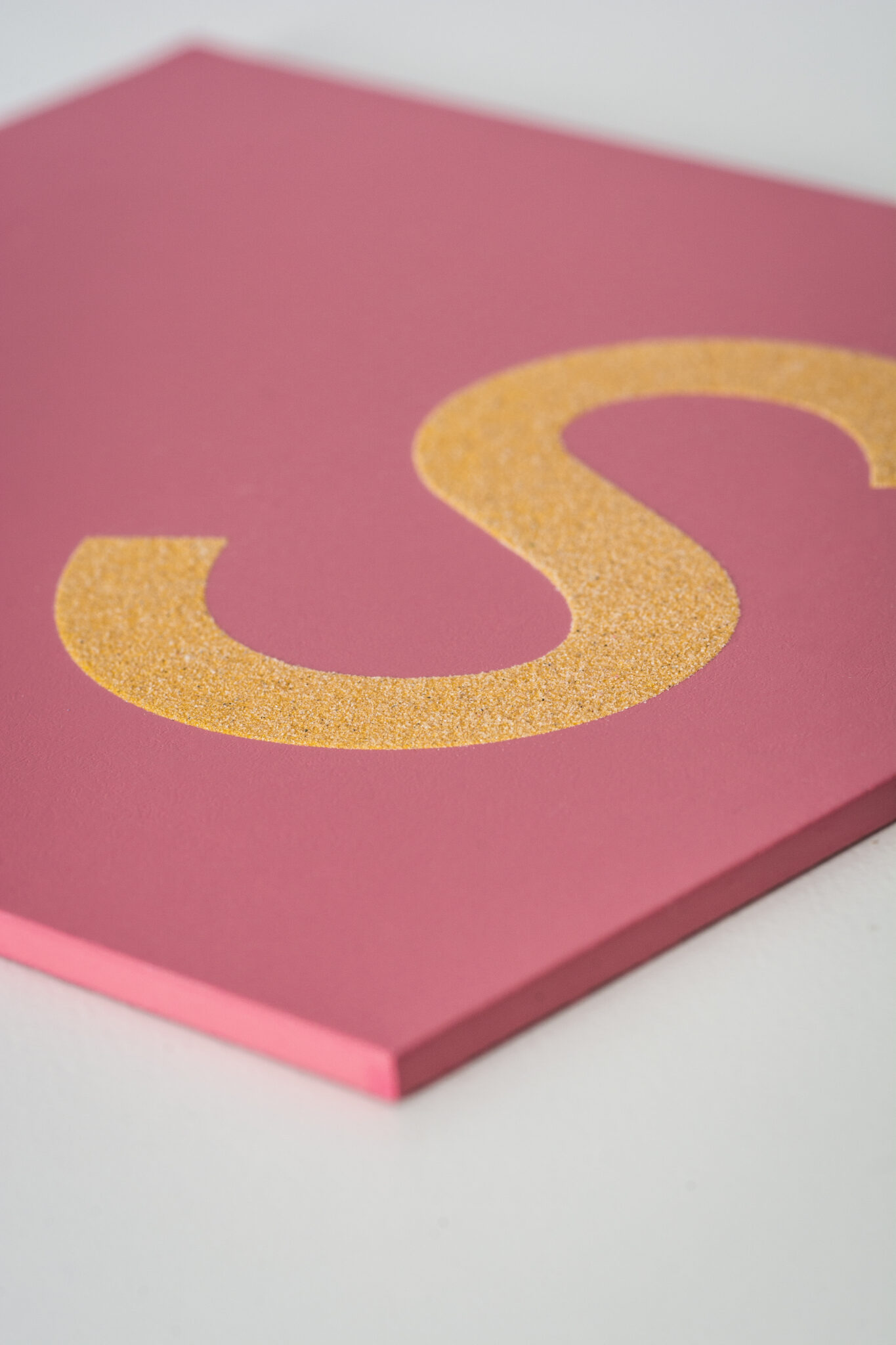 Sandpaper letters supplement sets: diverse versions – Nienhuis Montessori